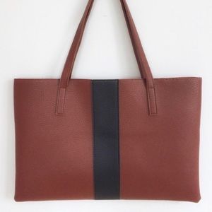 BNWT Vince Camuto Luck tote in protective bag